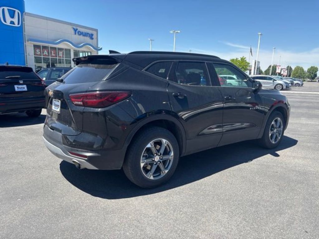 Used 2025 Chevrolet Blazer LT SUV