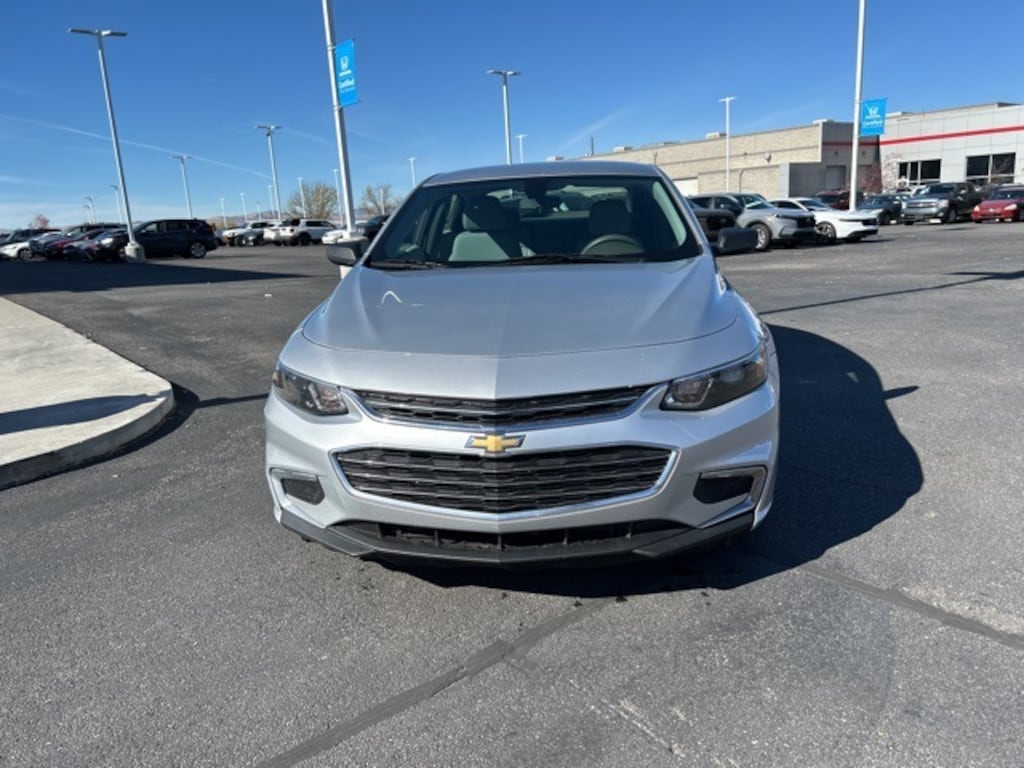 Used 2018 Chevrolet Malibu LS Sedan