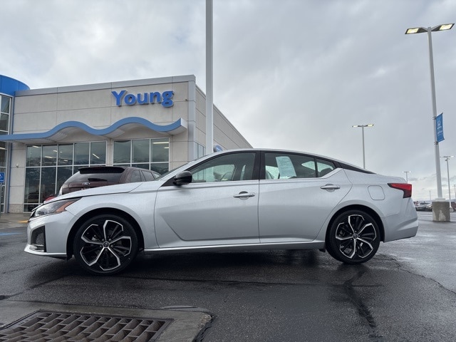 2024 Nissan Altima SR