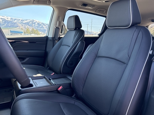 2026 Honda Odyssey Elite - Photo 11