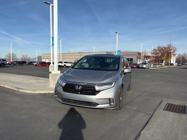 2023 Honda Odyssey EX-L photo 3