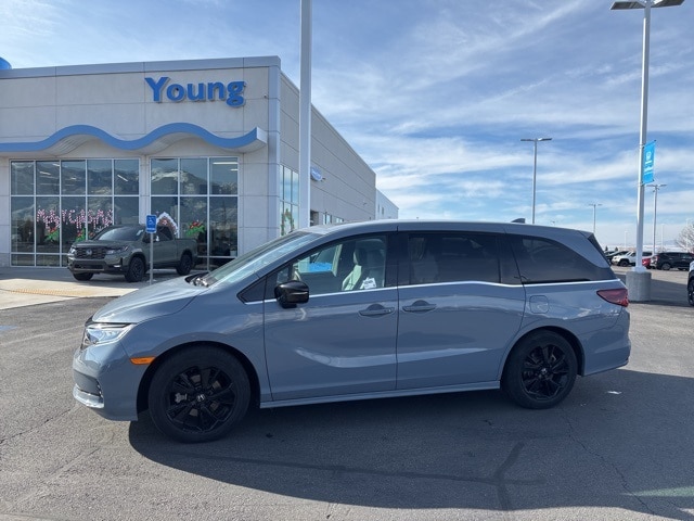 2023 Honda Odyssey Sport's photo