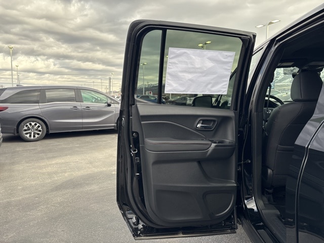 2026 Honda Ridgeline Black Edition - Photo 21