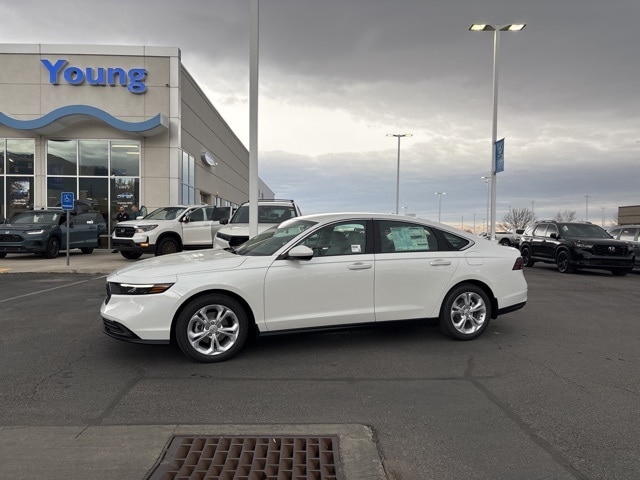 2025 Honda Accord LX's photo