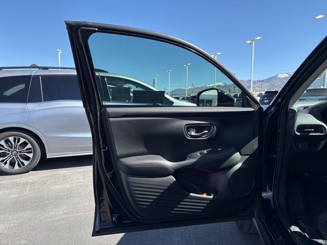2026 Honda HR-V EX-L - Photo 9