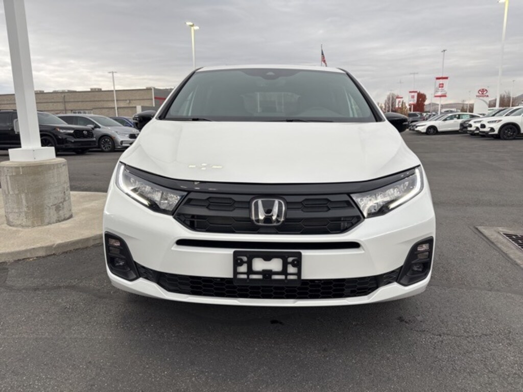 New 2026 Honda Odyssey Sport-L Van Passenger