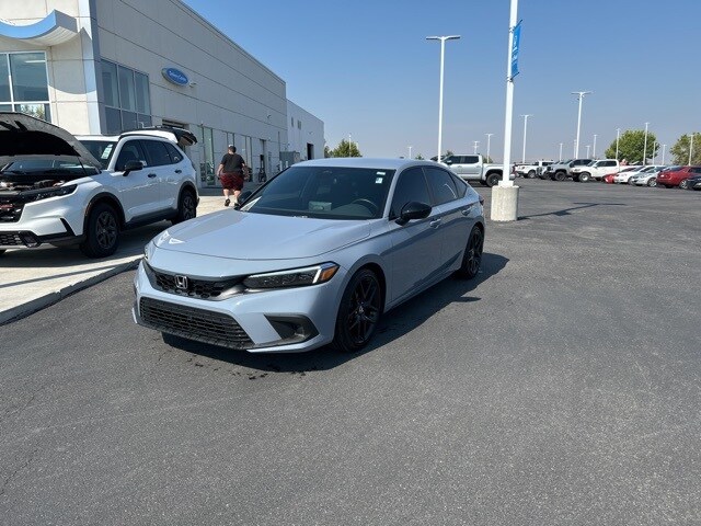 2024 Honda Civic Sport Hatchback photo 2