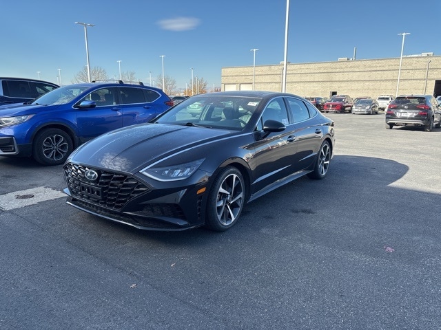 2023 Hyundai Sonata SEL Plus photo 2