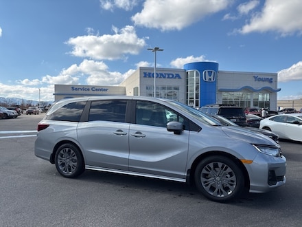2026 Honda Odyssey Touring Van Passenger