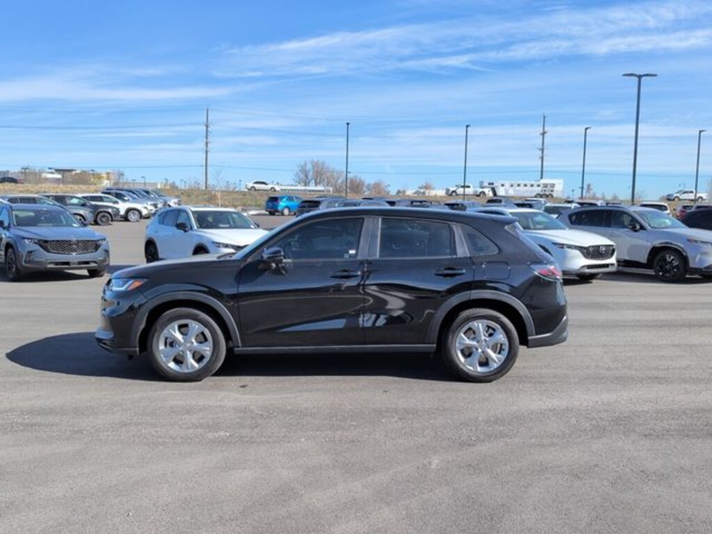 Used 2025 Honda HR-V LX SUV