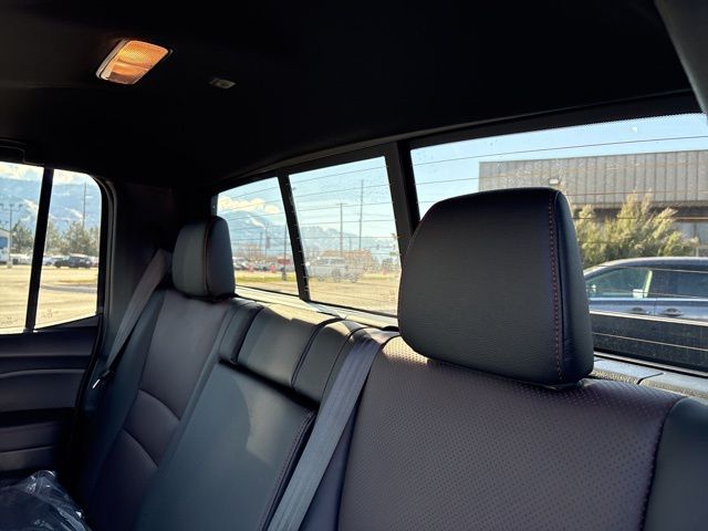 2026 Honda Ridgeline Black Edition - Photo 29