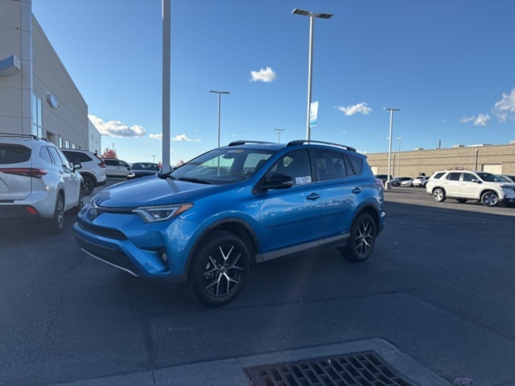 Used 2017 Toyota RAV4 Hybrid SE SUV