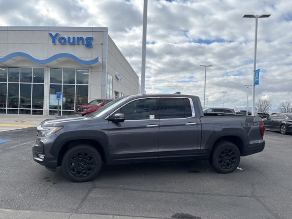 Used 2022 Honda Ridgeline RTL-E Truck