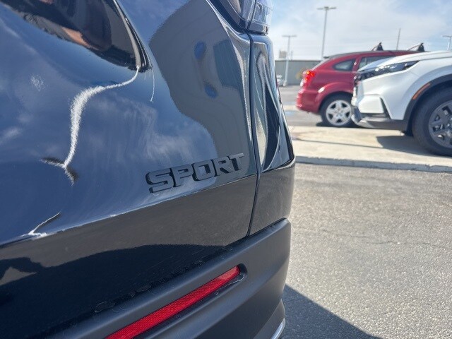 2026 Honda HR-V Sport photo 2