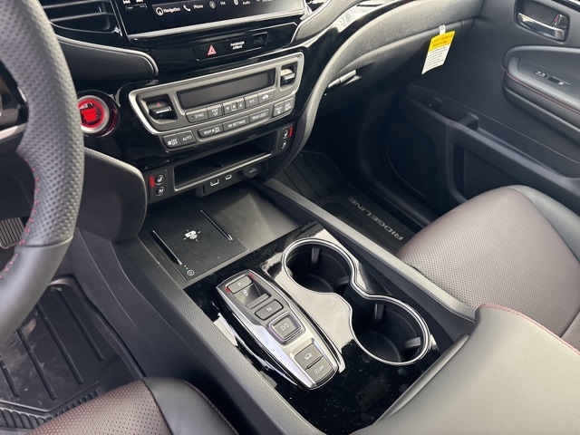 2026 Honda Ridgeline Black Edition - Photo 17