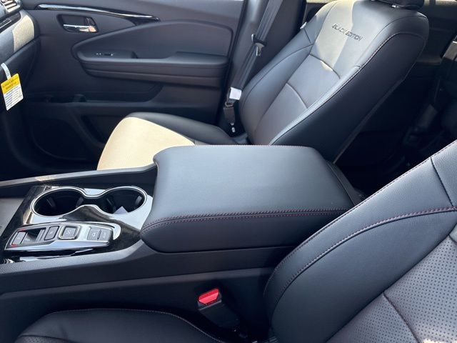 2026 Honda Ridgeline Black Edition - Photo 18