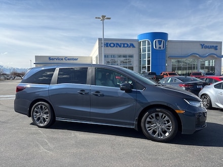 2026 Honda Odyssey Touring Van Passenger