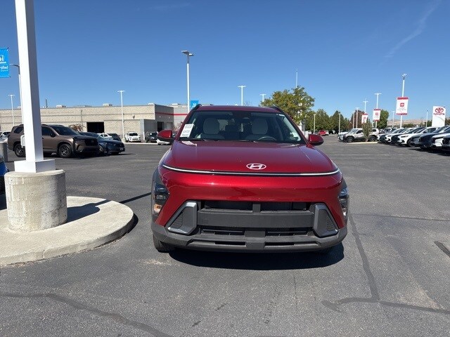 2024 Hyundai Kona SEL photo 2