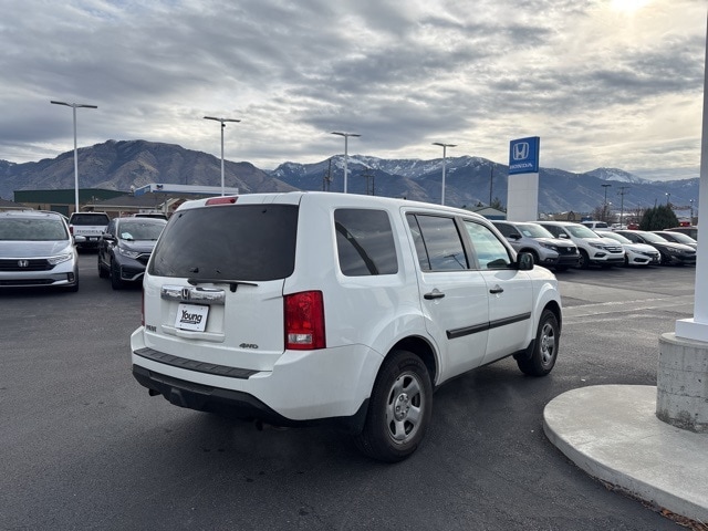 2014 Honda Pilot LX photo 4