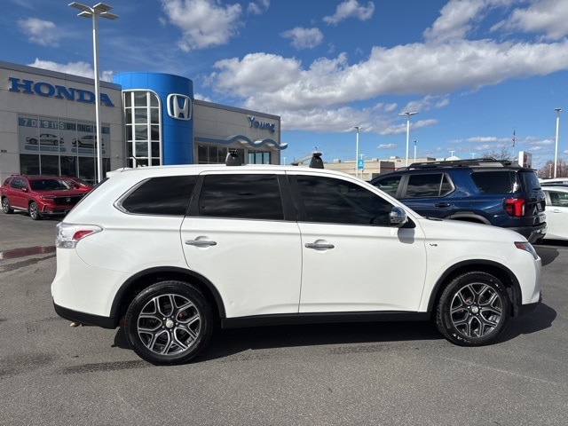 Used 2015 Mitsubishi Outlander GT with VIN JA4JZ4AX0FZ011396 for sale in North Logan, UT