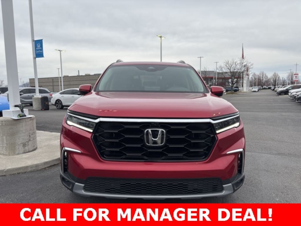 Used 2024 Honda Pilot Elite SUV