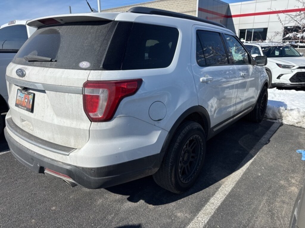 Used 2018 Ford Explorer XLT SUV