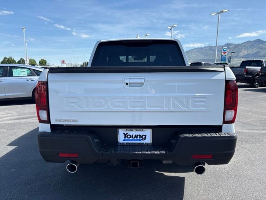 New 2026 Honda Ridgeline RTL Truck Crew Cab