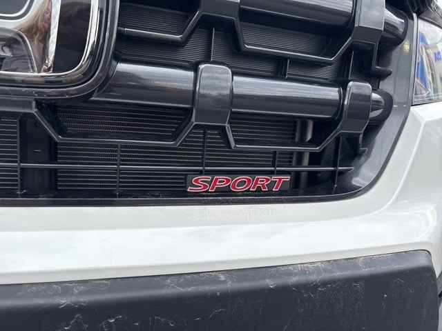 2025 Honda Ridgeline Sport - Photo 9