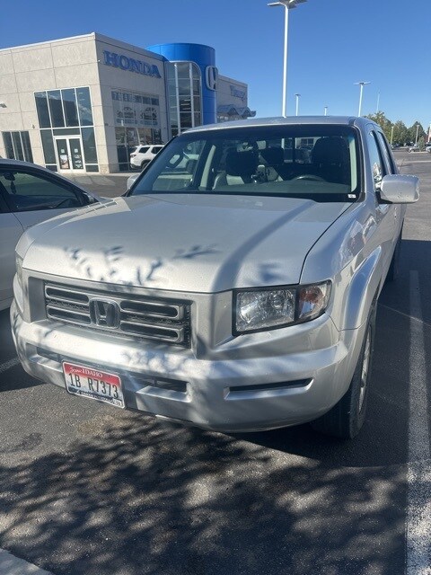 2006 Honda Ridgeline RTL photo 2