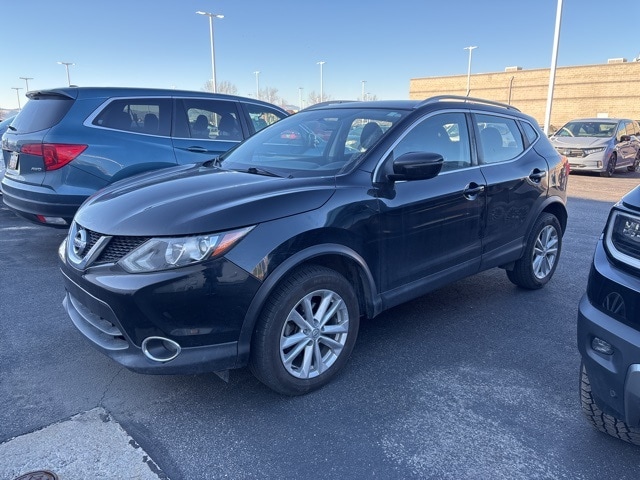 2017 Nissan Rogue Sport SV's photo
