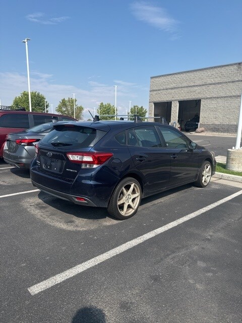 2019 Subaru Impreza 2.0i photo 4