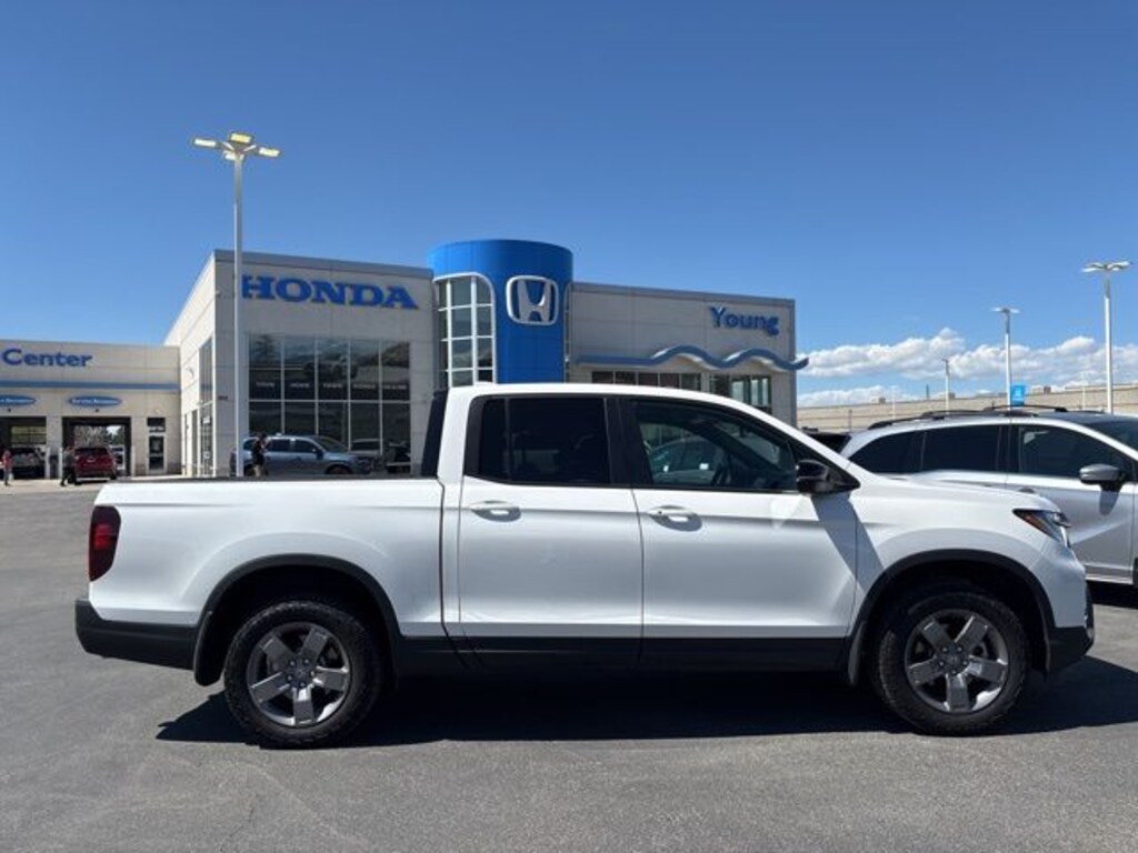 Used 2025 Honda Ridgeline TrailSport Truck