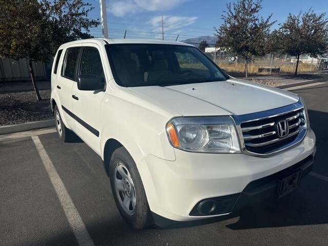 2014 Honda Pilot LX photo 2