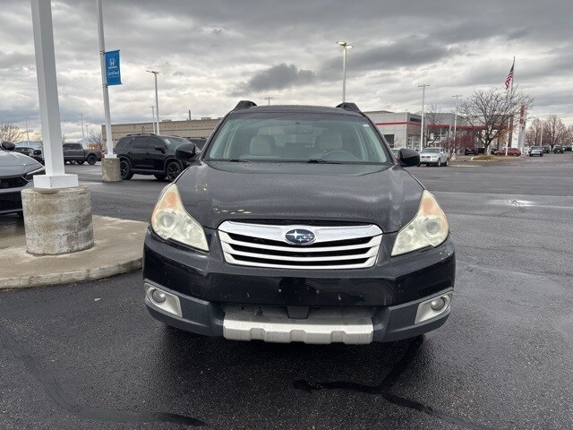 2011 Subaru Outback 2.5i photo 3