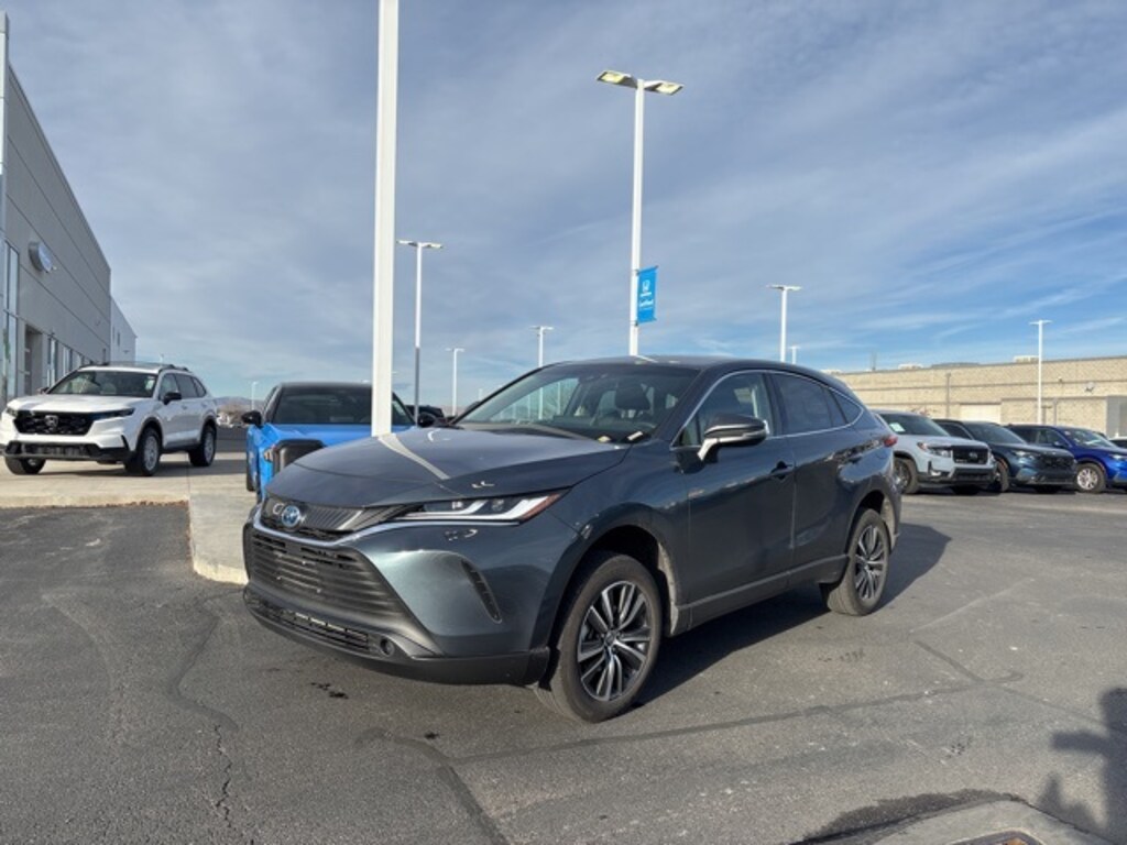 Used 2023 Toyota Venza LE SUV