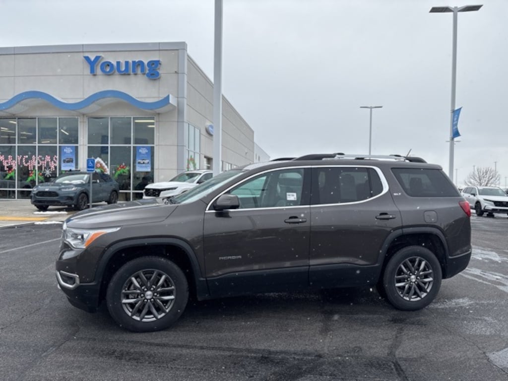 Used 2019 GMC Acadia SLT-1 SUV