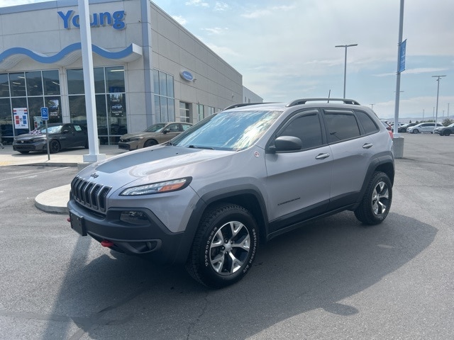 Used 2018 Jeep Cherokee Trailhawk with VIN 1C4PJMBX7JD526195 for sale in North Logan, UT