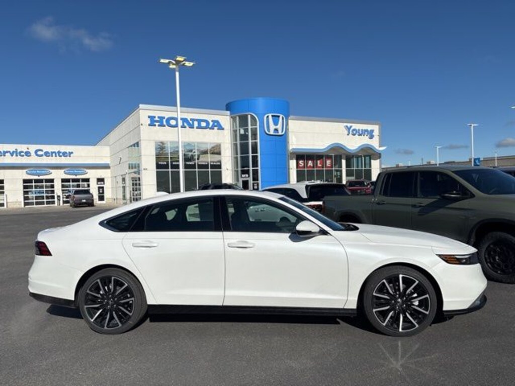New 2026 Honda Accord Hybrid Touring Sedan