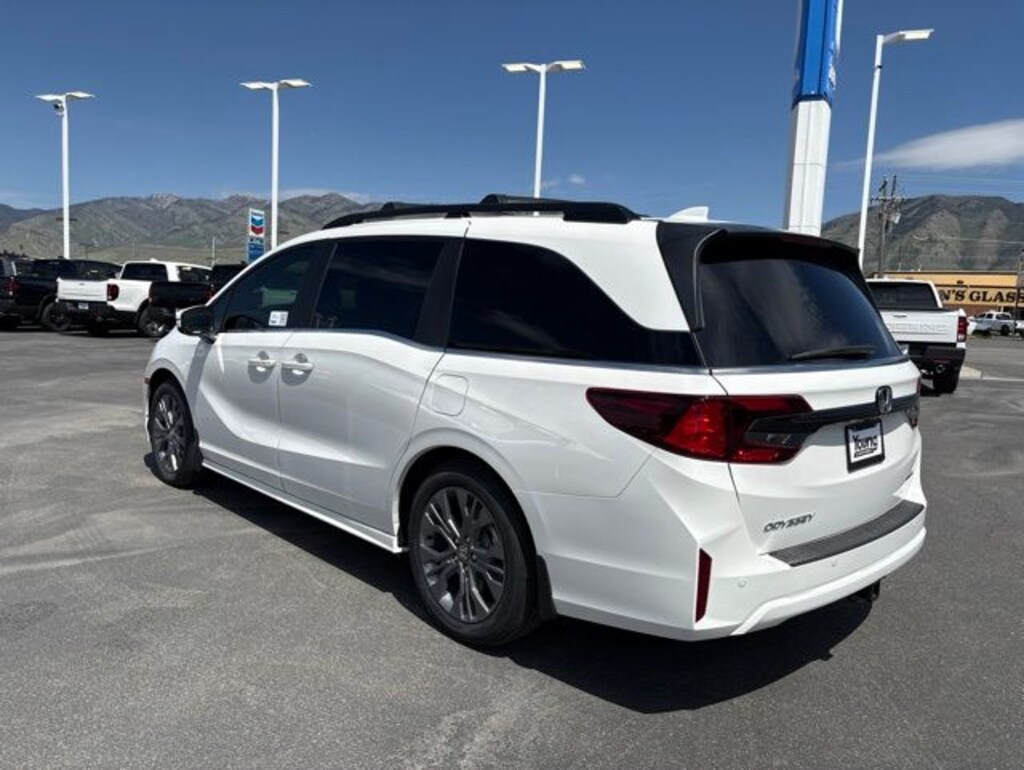 New 2026 Honda Odyssey Touring Van Passenger