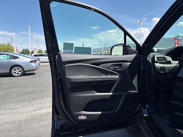 2026 Honda Ridgeline Black Edition - Photo 10