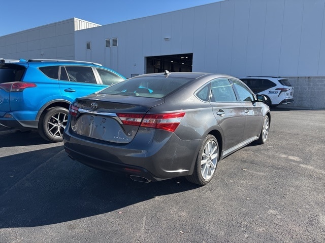 2014 Toyota Avalon Limited photo 3