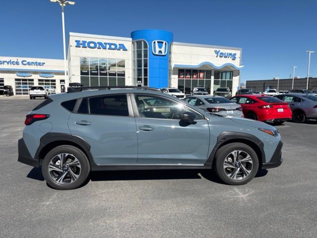 Used 2025 Subaru Crosstrek Premium SUV