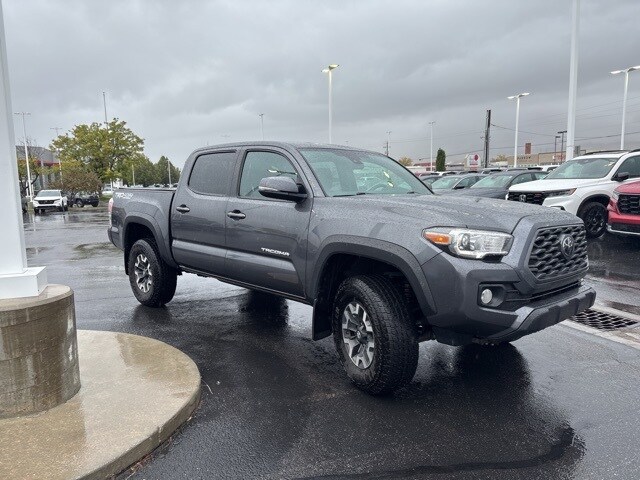 2021 Toyota Tacoma TRD Off-Road photo 4