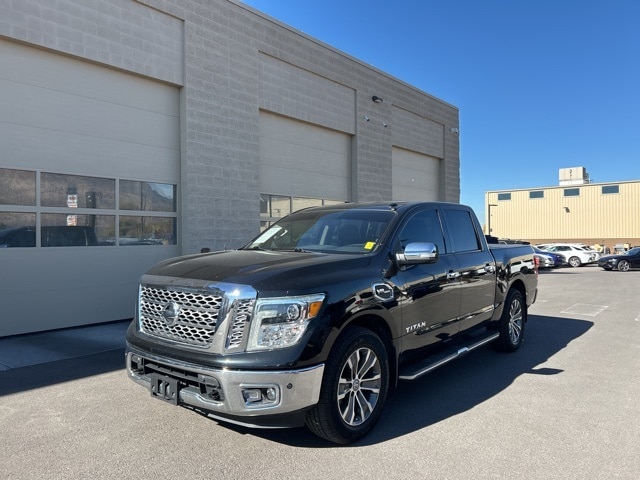 2017 Nissan Titan Platinum Reserve