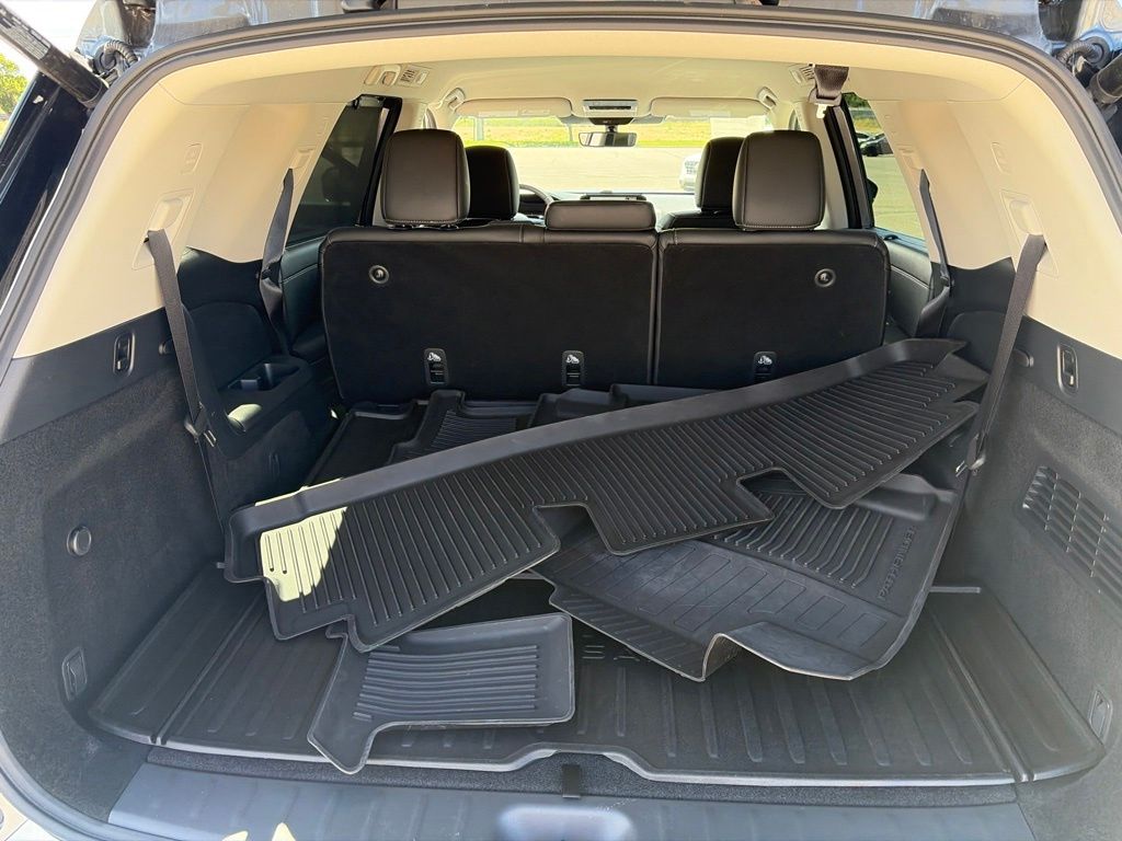 2025 Nissan Pathfinder SL - Photo 32