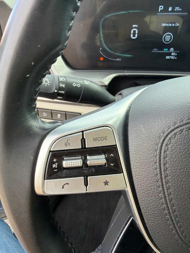 2024 Kia Telluride S - Photo 13