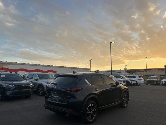 2023 Mazda CX-5 2.5 Premium Plus photo 4