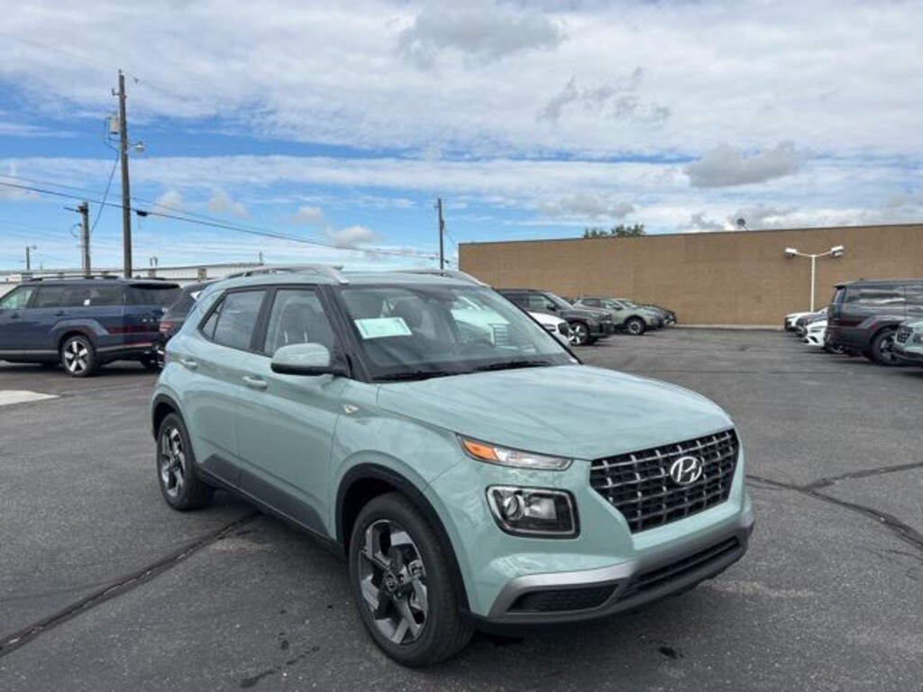New 2026 Hyundai Venue SEL SUV