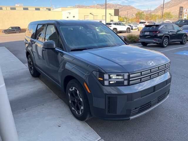 2025 Hyundai Santa Fe SE photo 3