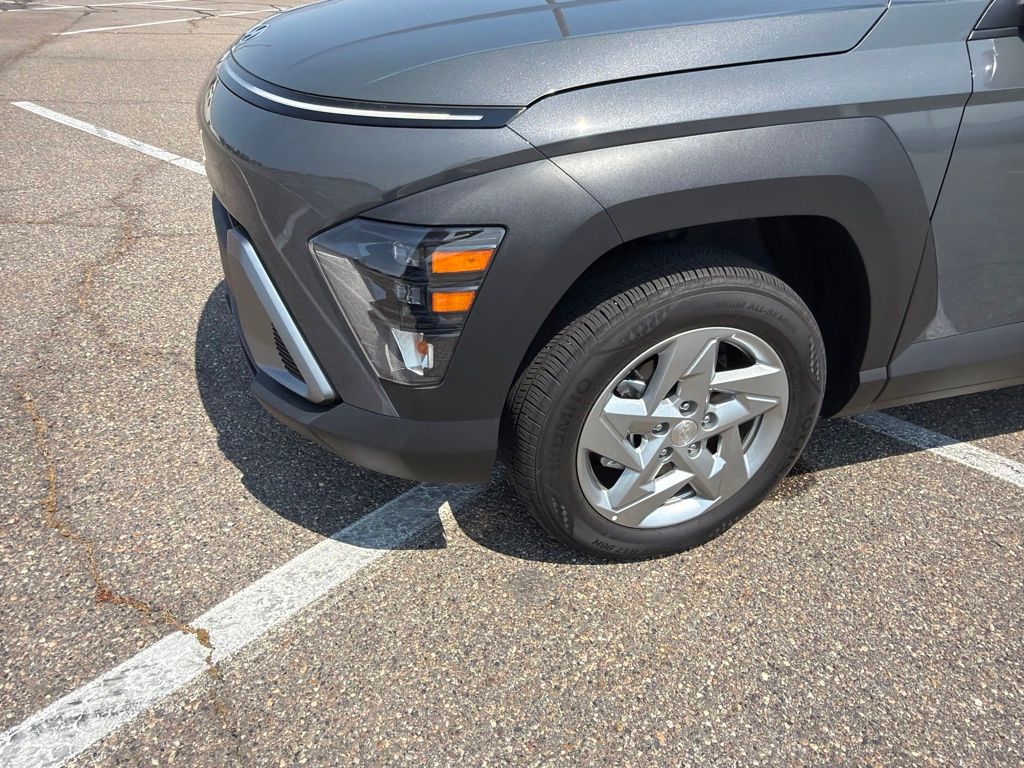 2026 Hyundai Kona SE - Photo 9